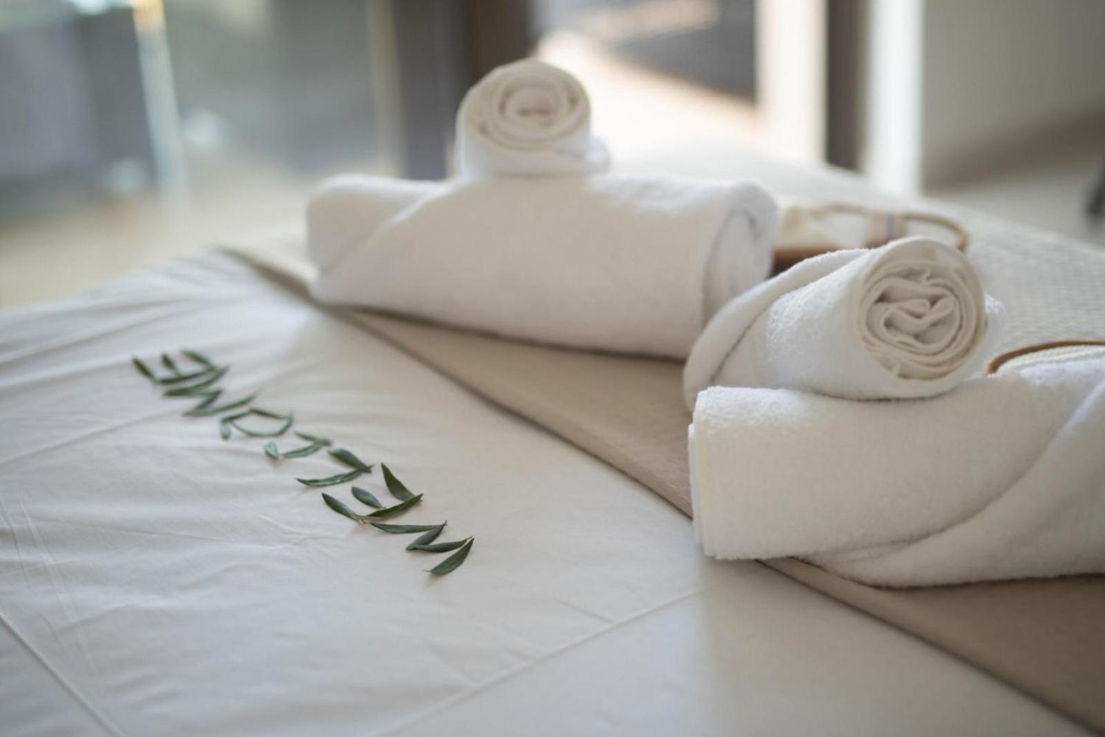 Three Charites Resort Gialova Ngoại thất bức ảnh