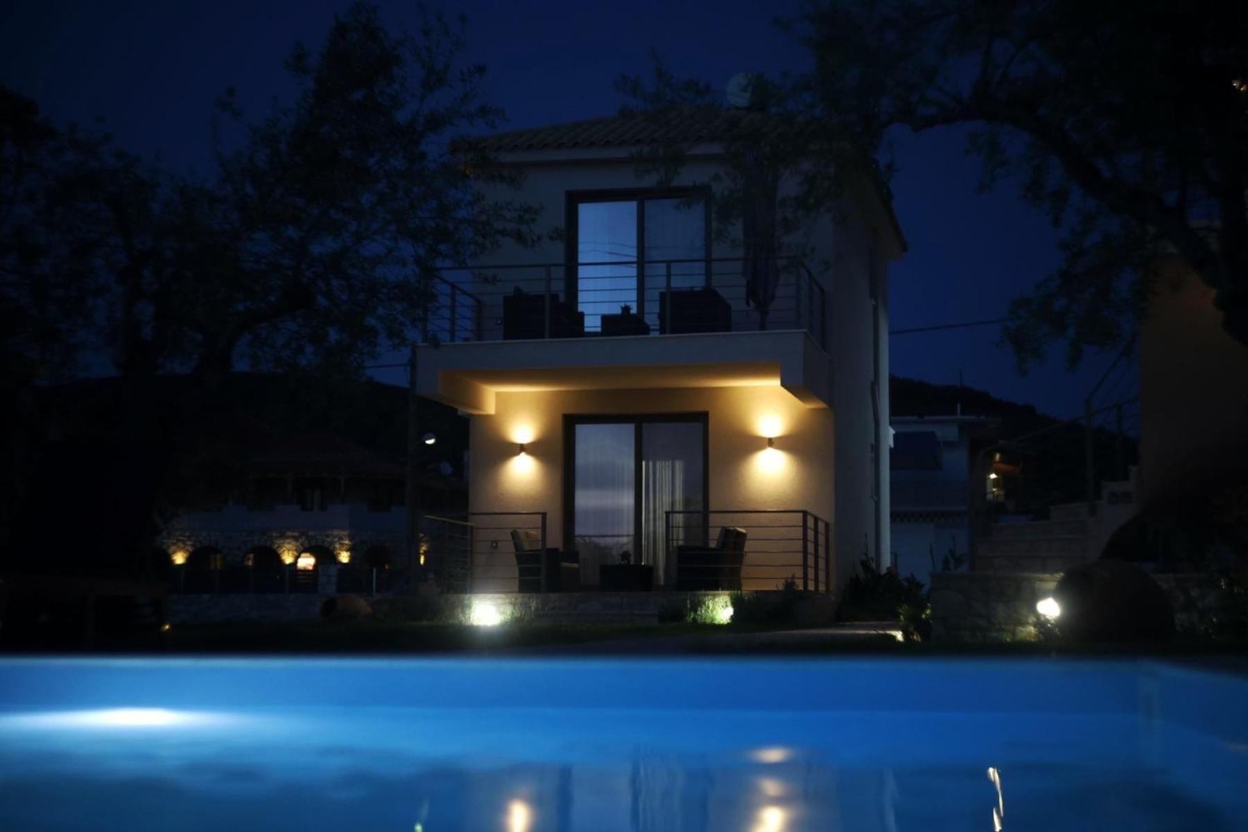Three Charites Resort Gialova Ngoại thất bức ảnh